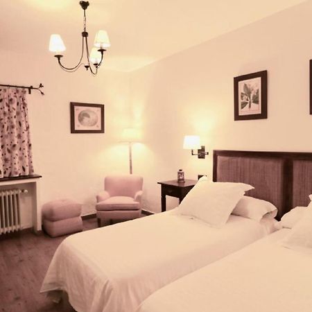 ホテル Casona De Navalmedio セルセディリャ 部屋 写真